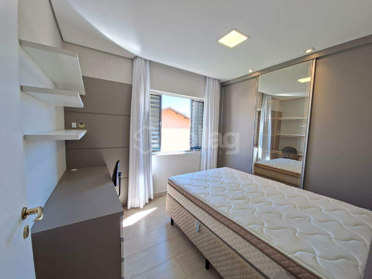 Apartamento para aluguel no Jardim Itália : 