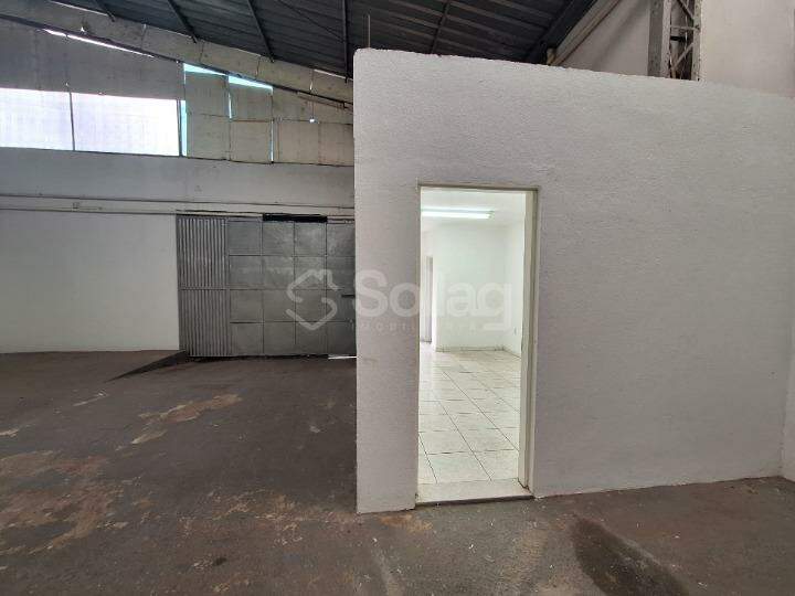 Galpão para aluguel no Nova Vinhedo: 