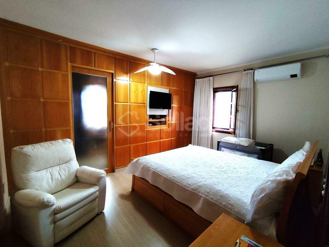 Casa em condomínio à venda no Condomínio Vista Alegre - Sede: 