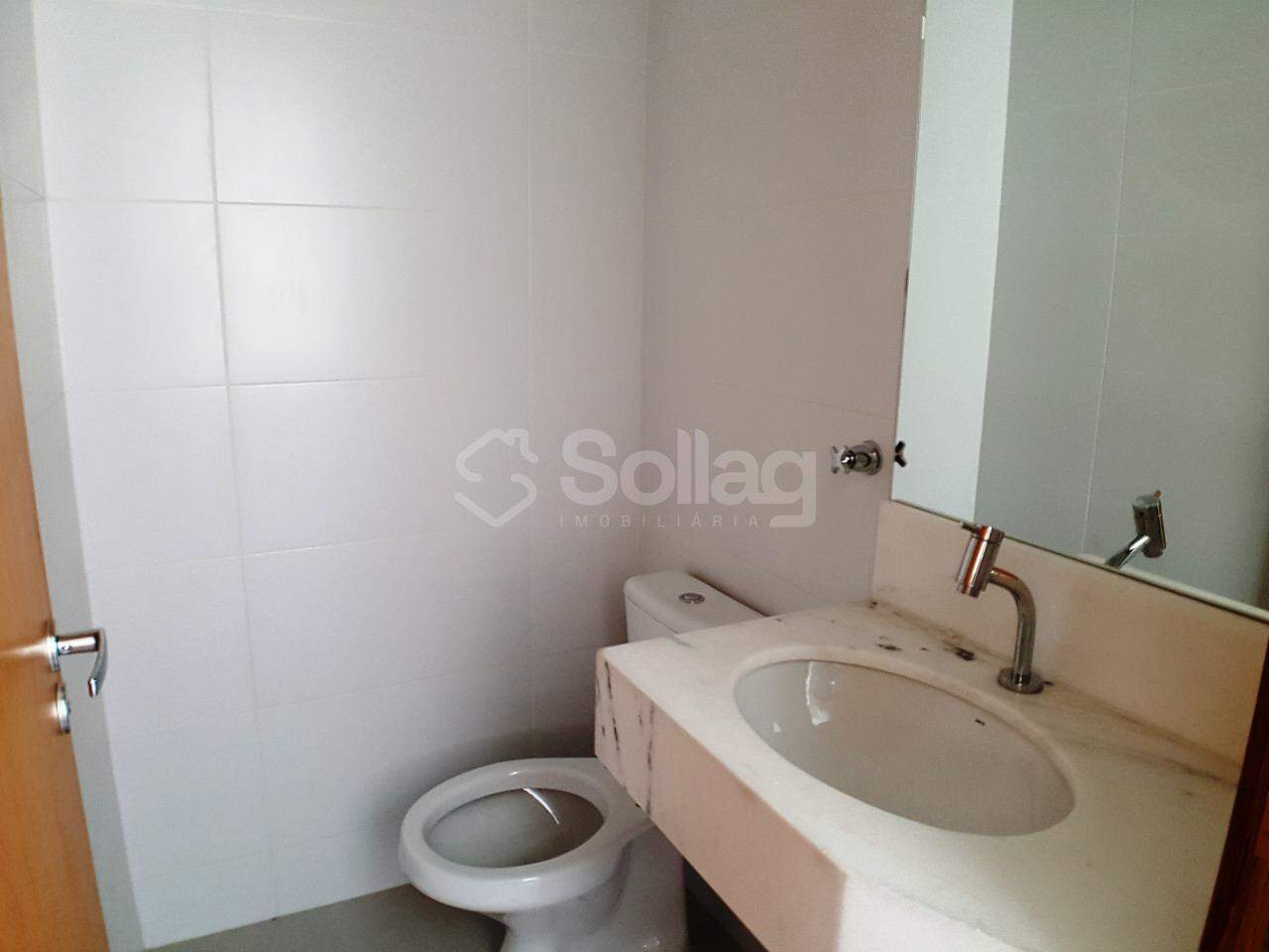 Casa em condomínio à venda no Santa Isabel: 