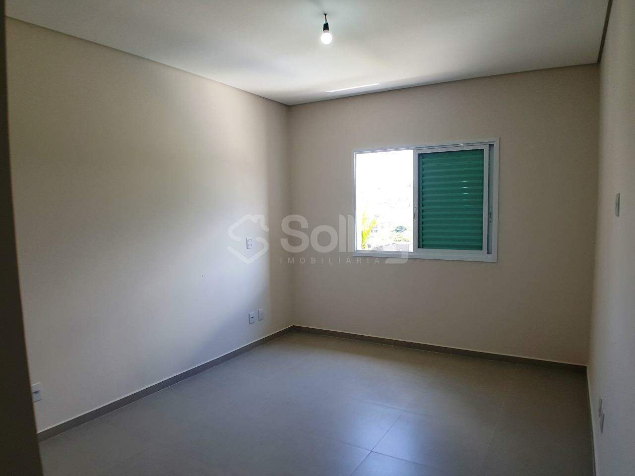 Casa em condomínio à venda no Santa Isabel: 