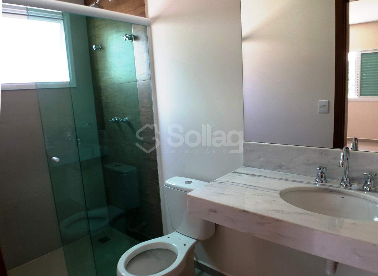 Casa em condomínio à venda no Santa Isabel: 