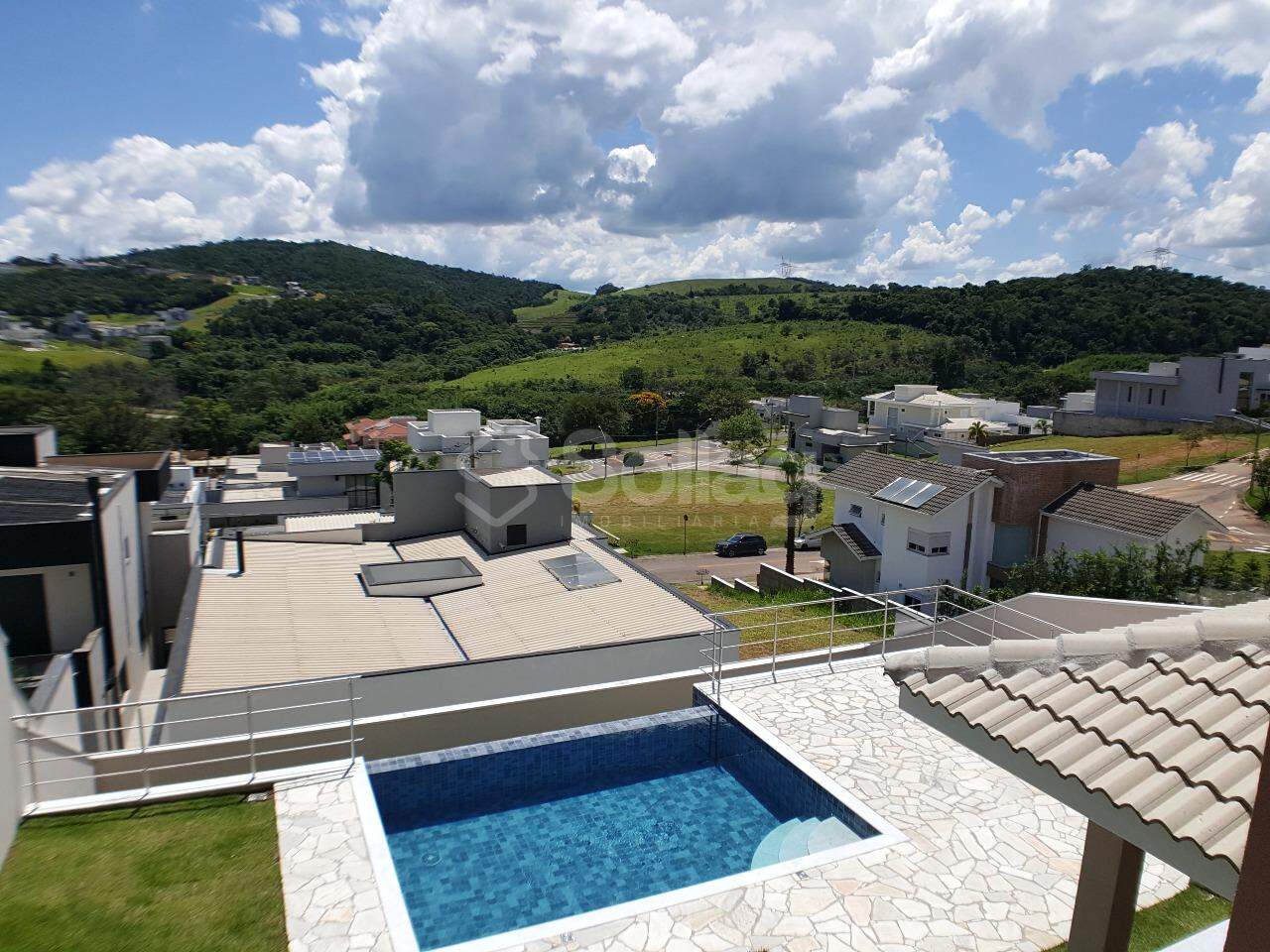 Casa em condomínio à venda no Santa Isabel: 