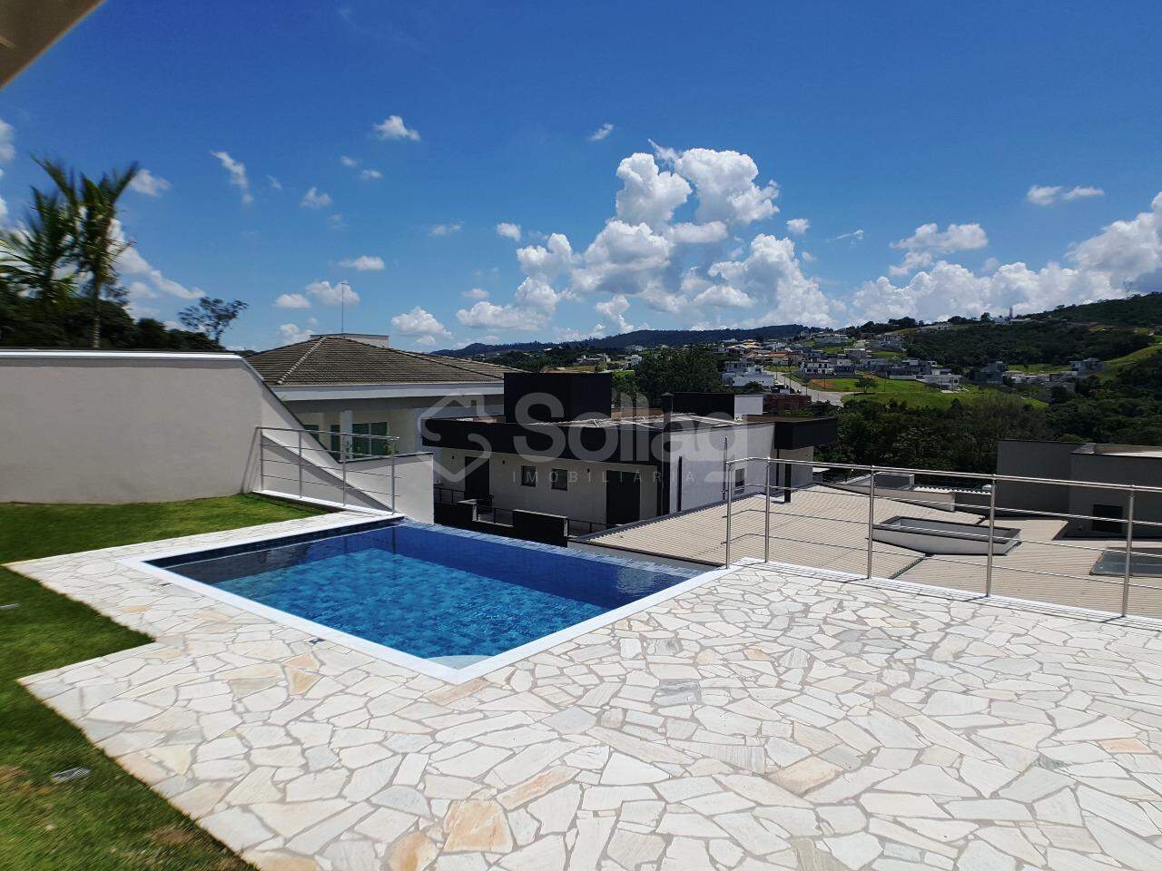 Casa em condomínio à venda no Santa Isabel: 