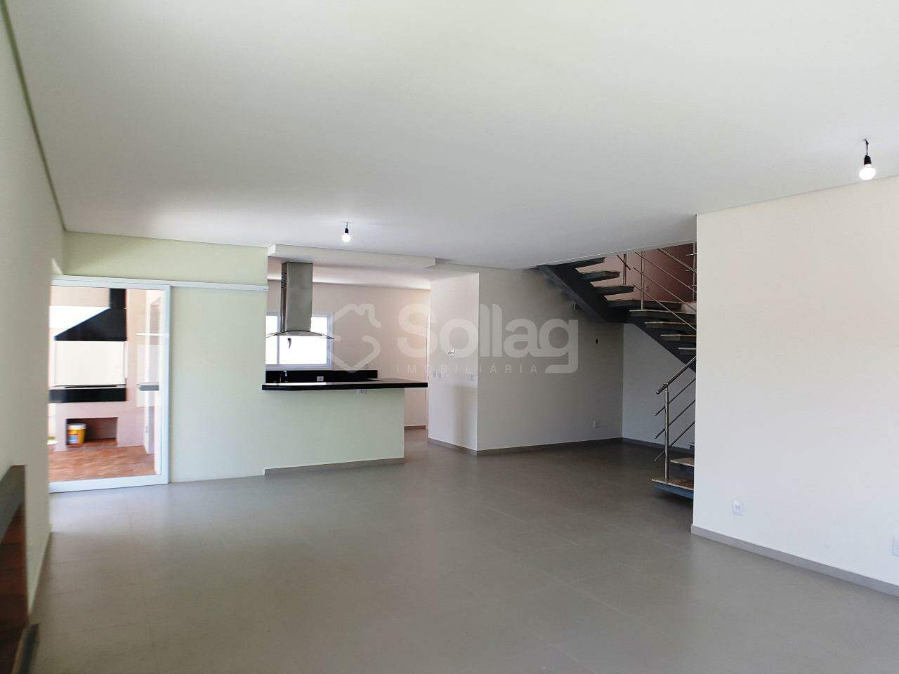 Casa em condomínio à venda no Santa Isabel: 