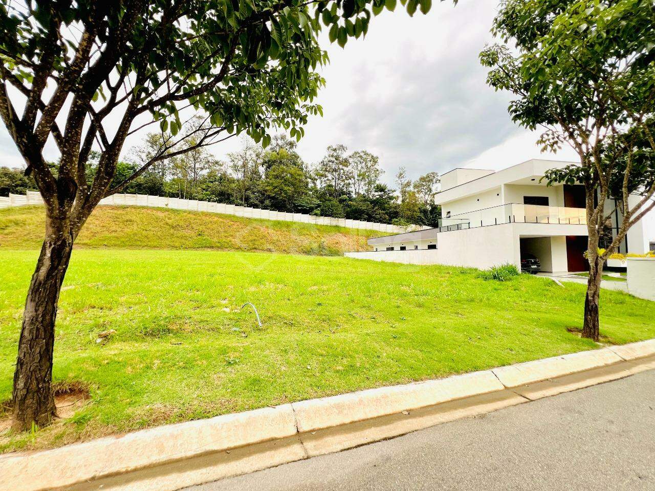 Terreno em condomínio à venda no Residencial Arboretum: 