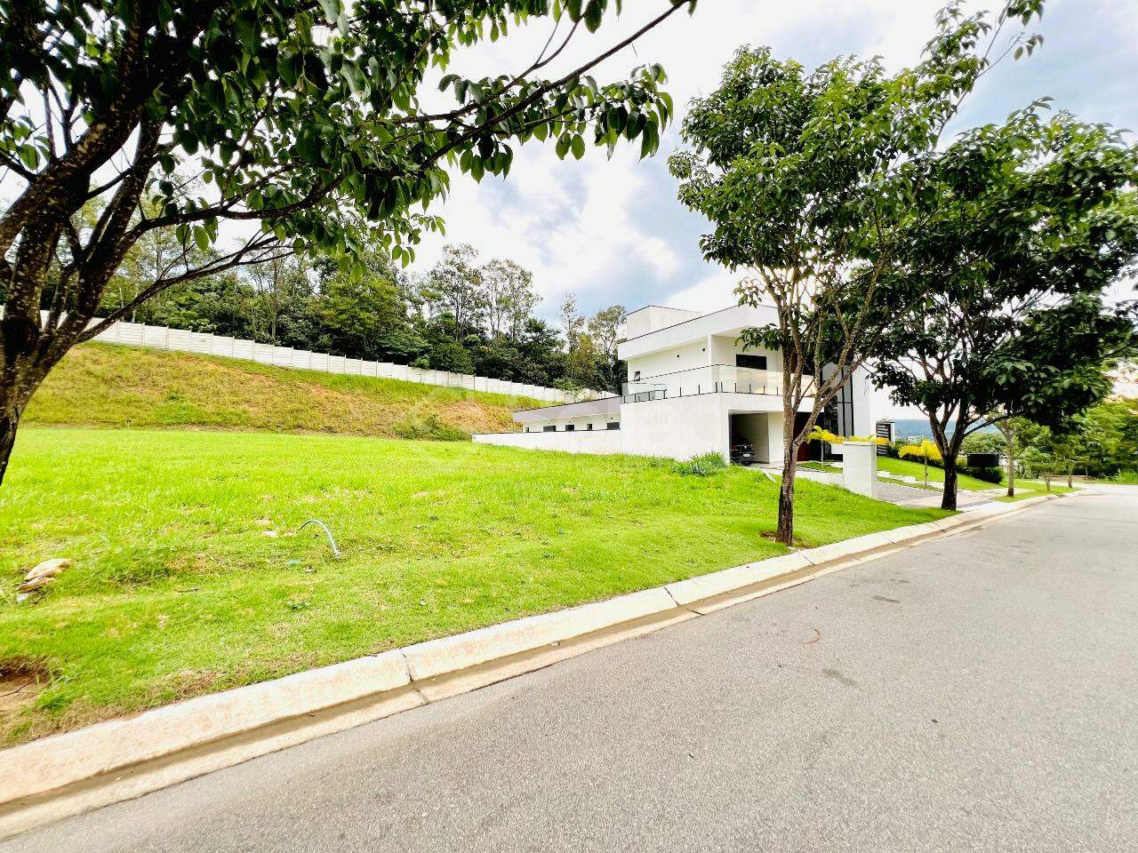 Terreno em condomínio à venda no Residencial Arboretum: 