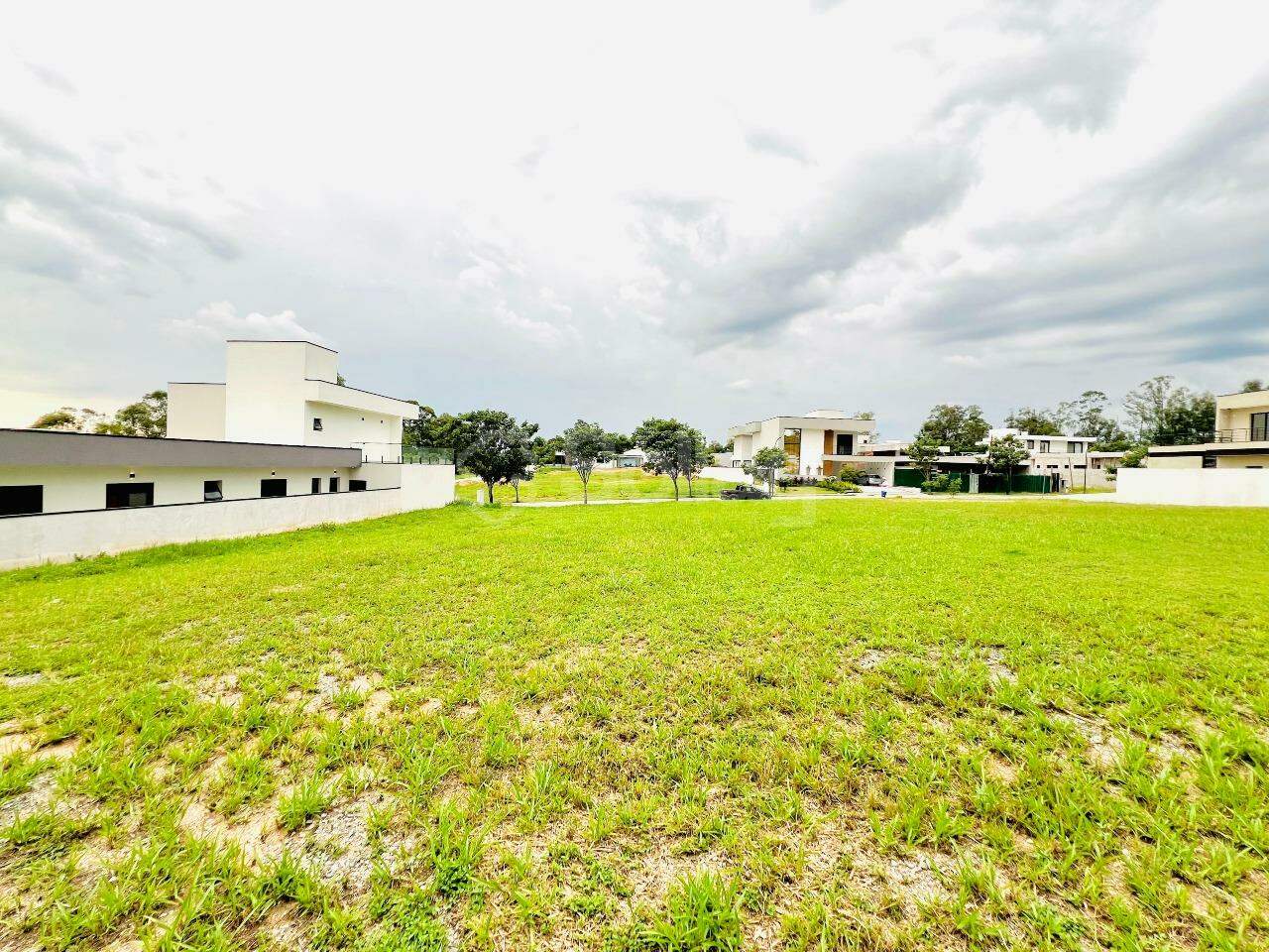 Terreno em condomínio à venda no Residencial Arboretum: 