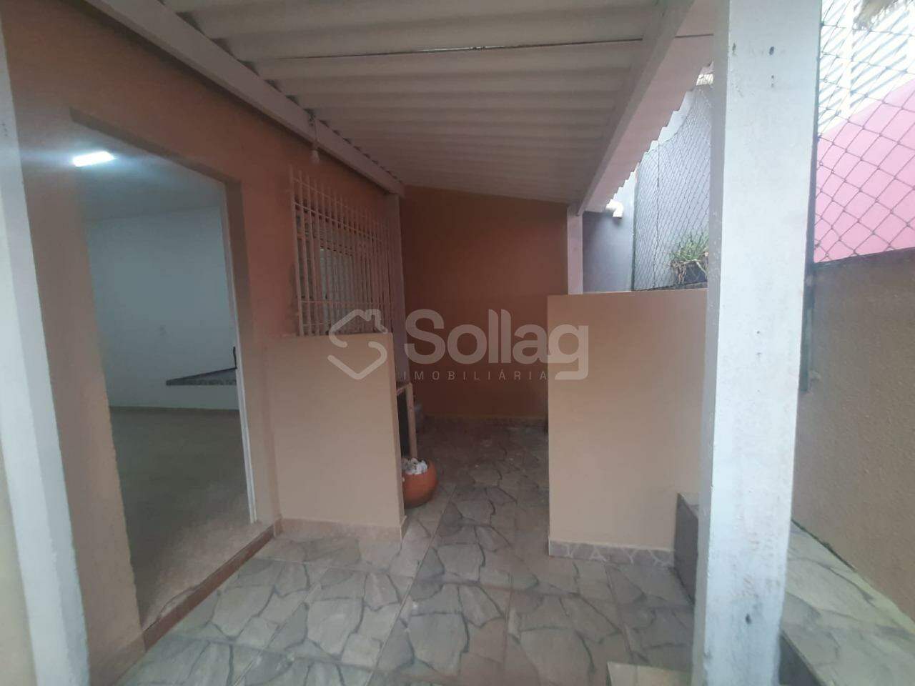Casa para aluguel no João XXIII: 