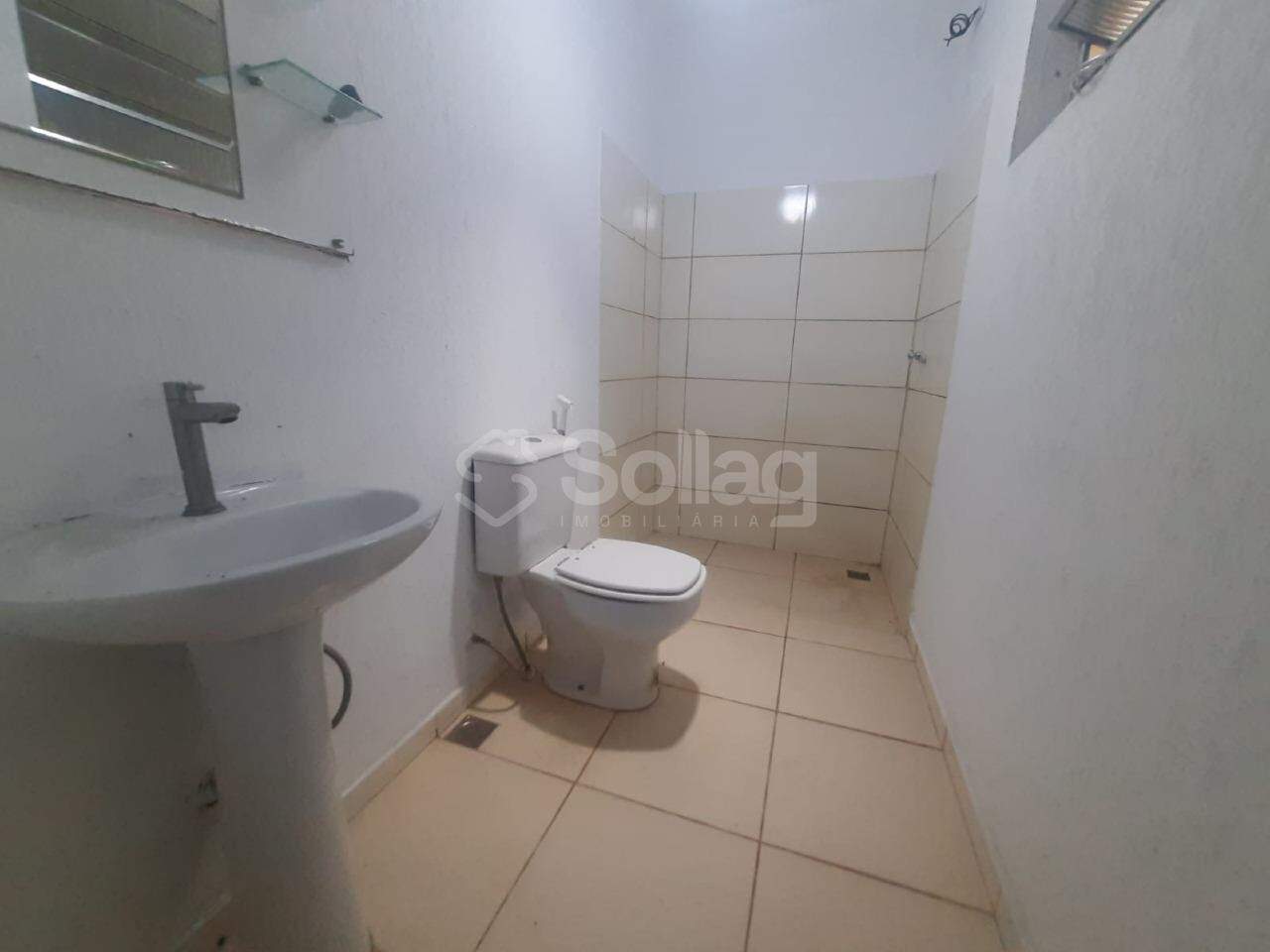 Casa para aluguel no João XXIII: 