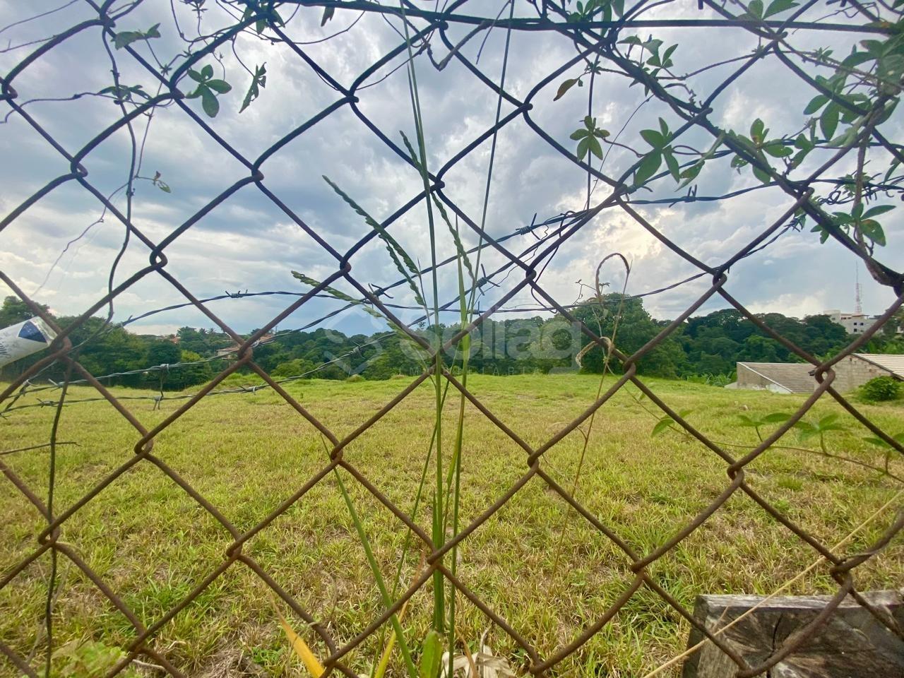 Terreno em condomínio à venda no Condomínio Estância Marambaia: