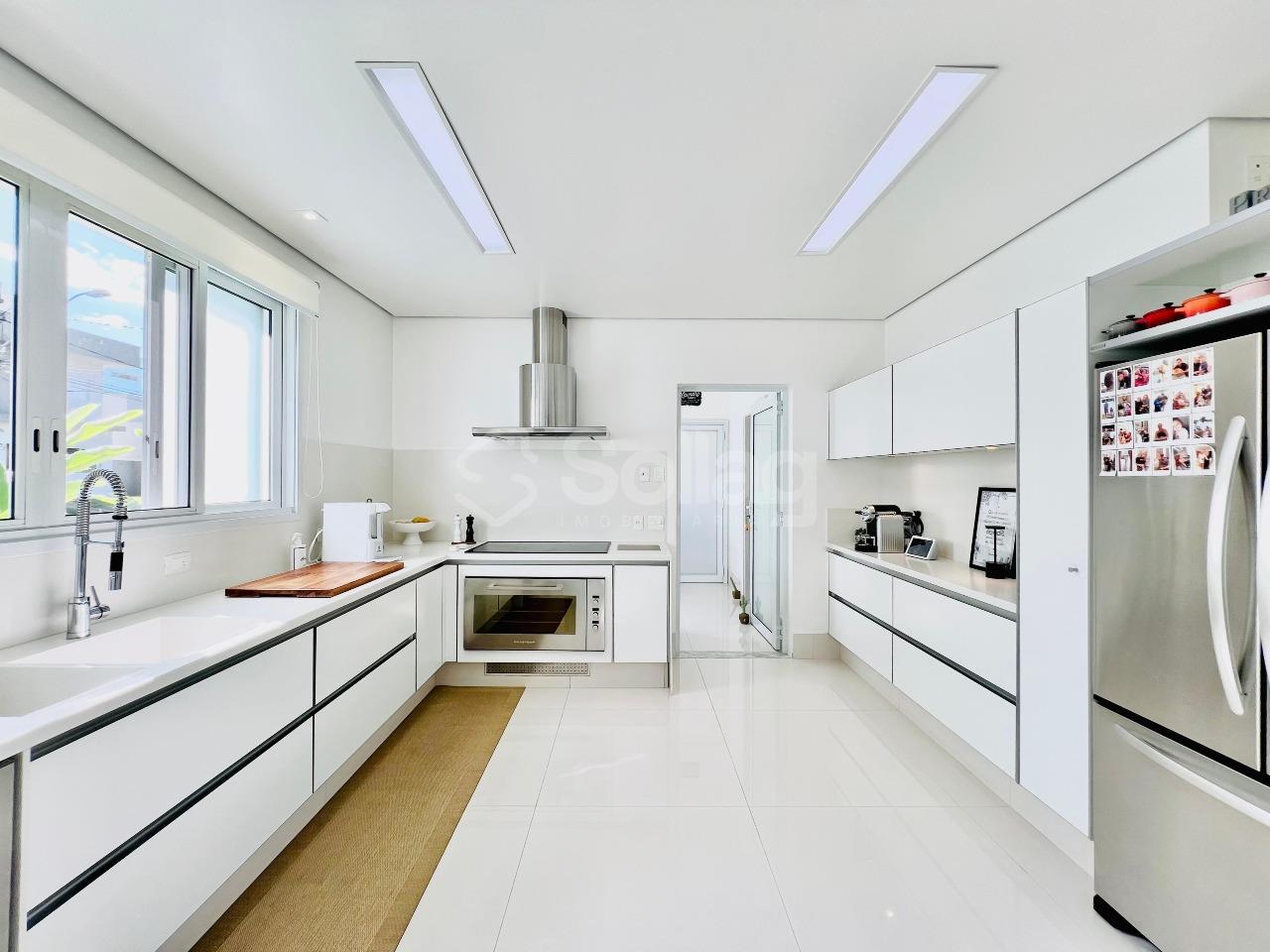 Casa em condomínio à venda no Condomínio Jardim América: 