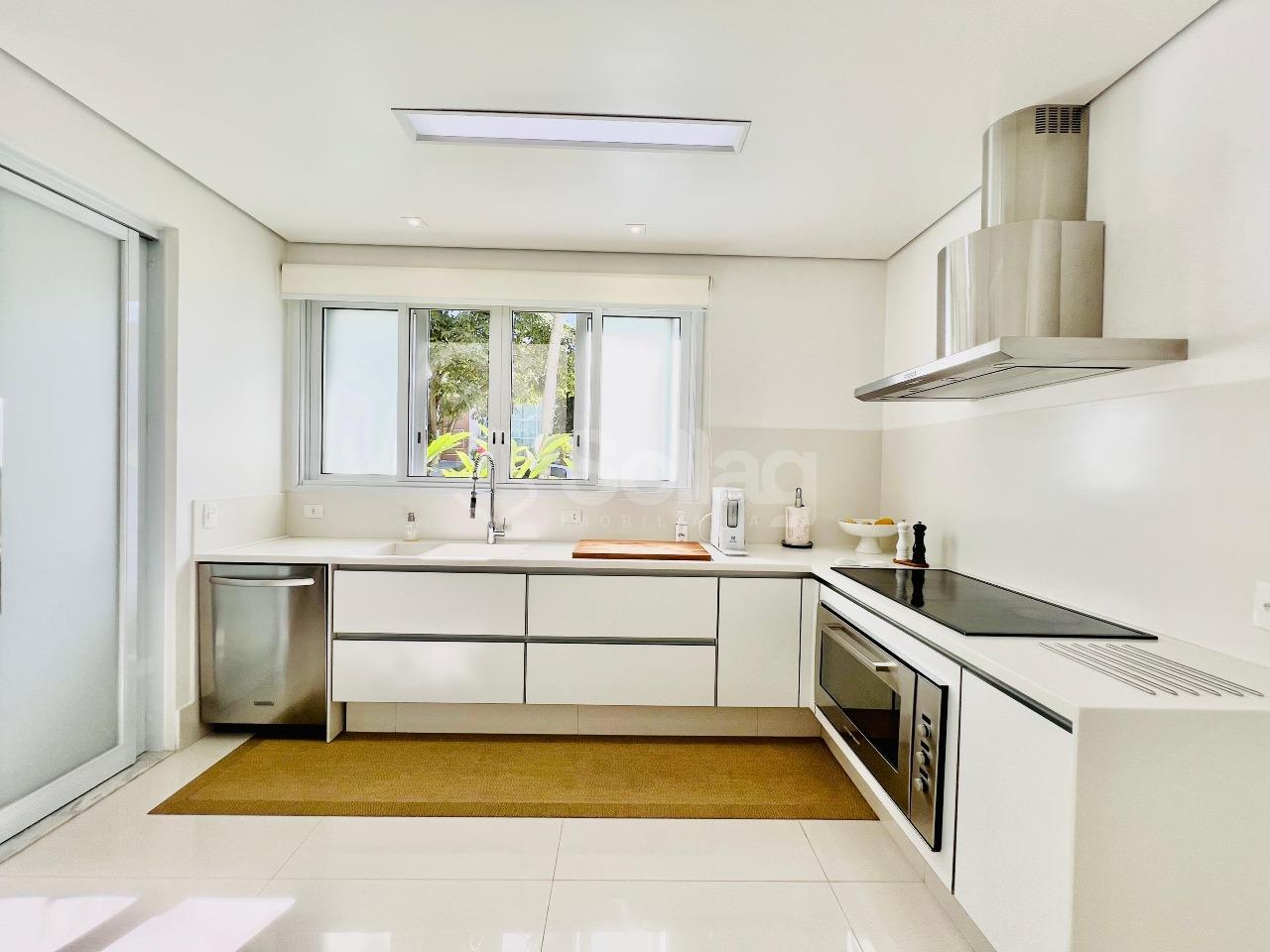 Casa em condomínio à venda no Condomínio Jardim América: 