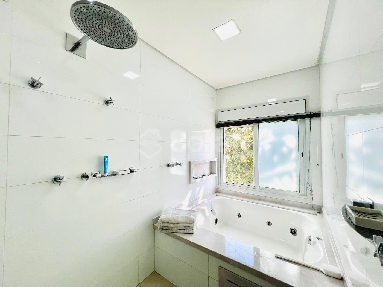 Casa em condomínio à venda no Condomínio Jardim América: 