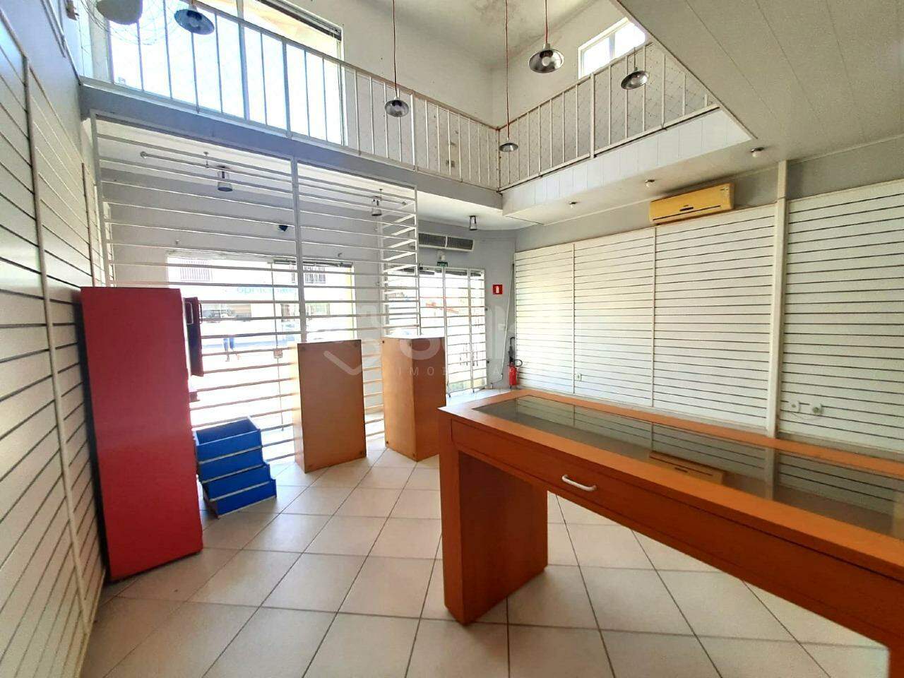 Salão para aluguel no Centro: