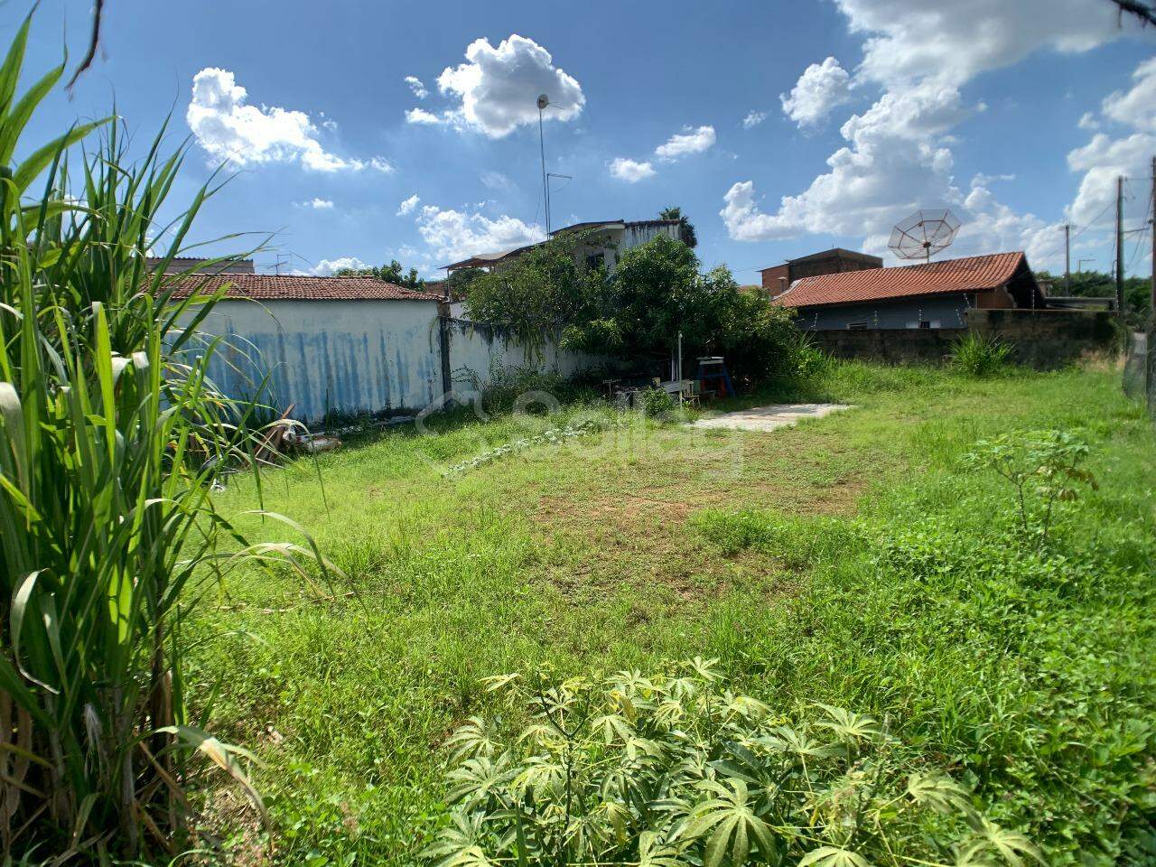 terreno à venda no Jardim São Matheus: