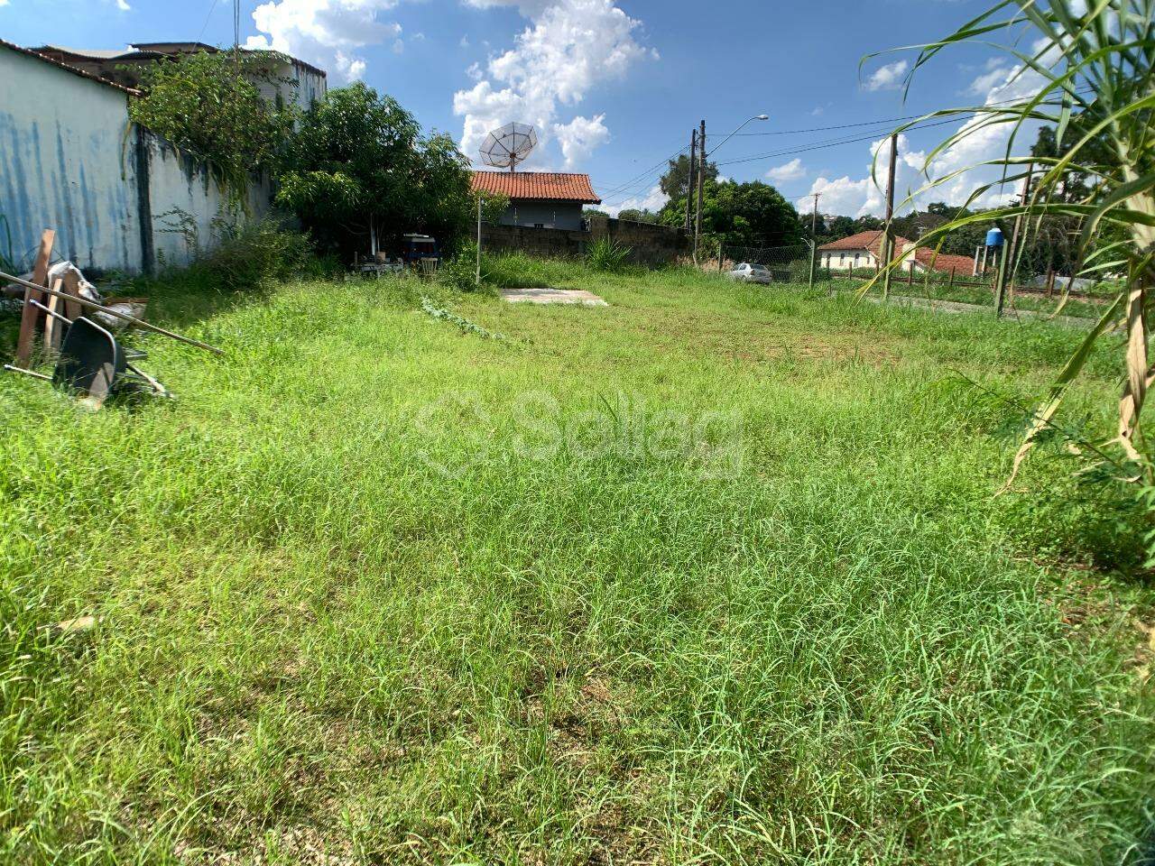 terreno à venda no Jardim São Matheus: