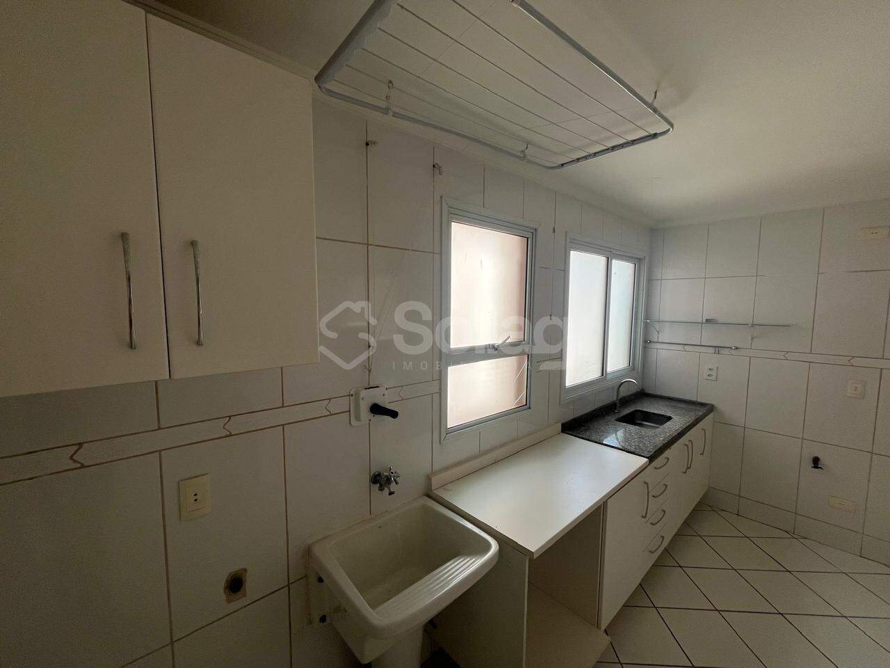 Apartamento para aluguel no Pinheirinho: 