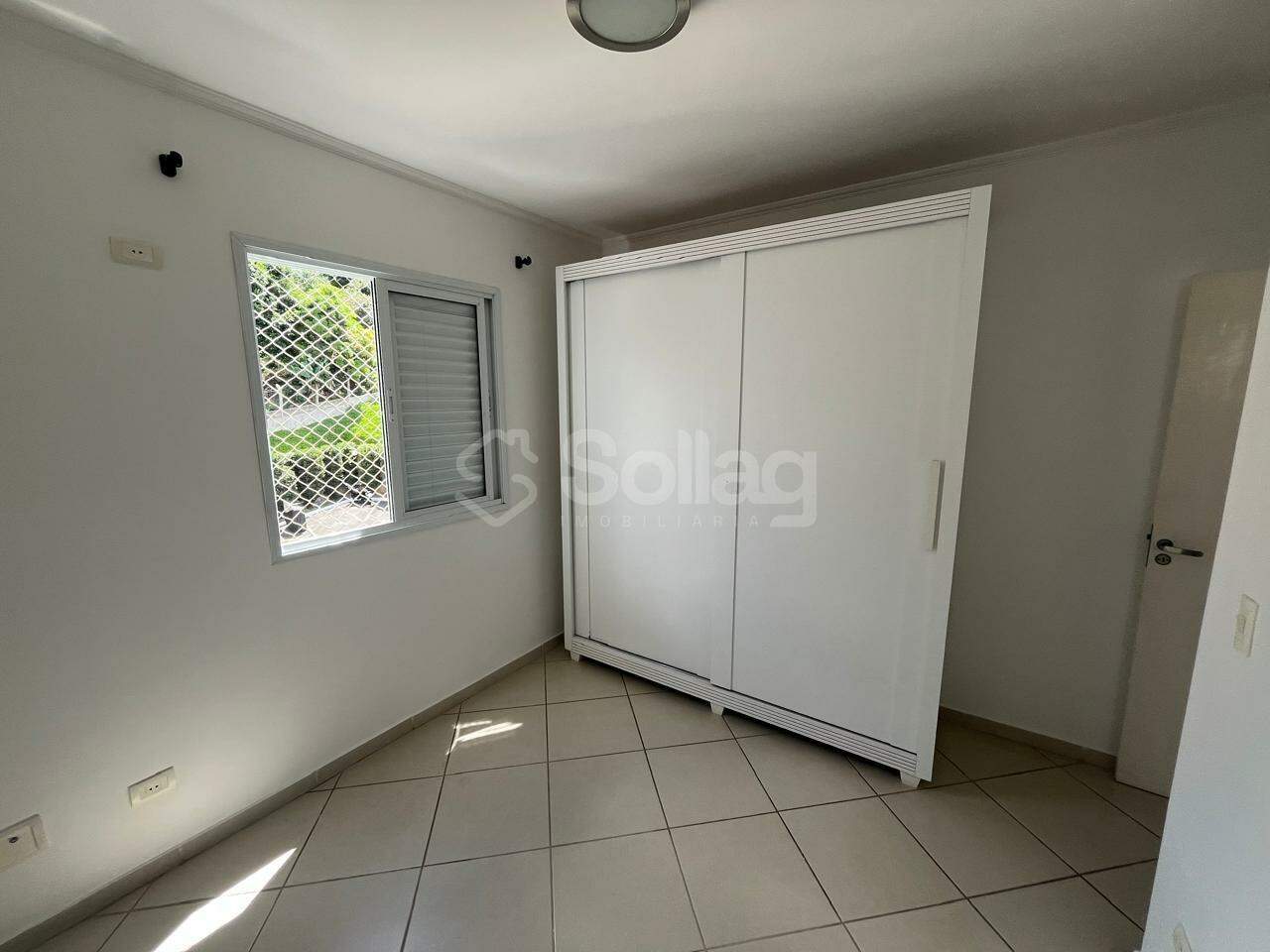 Apartamento para aluguel no Pinheirinho: 