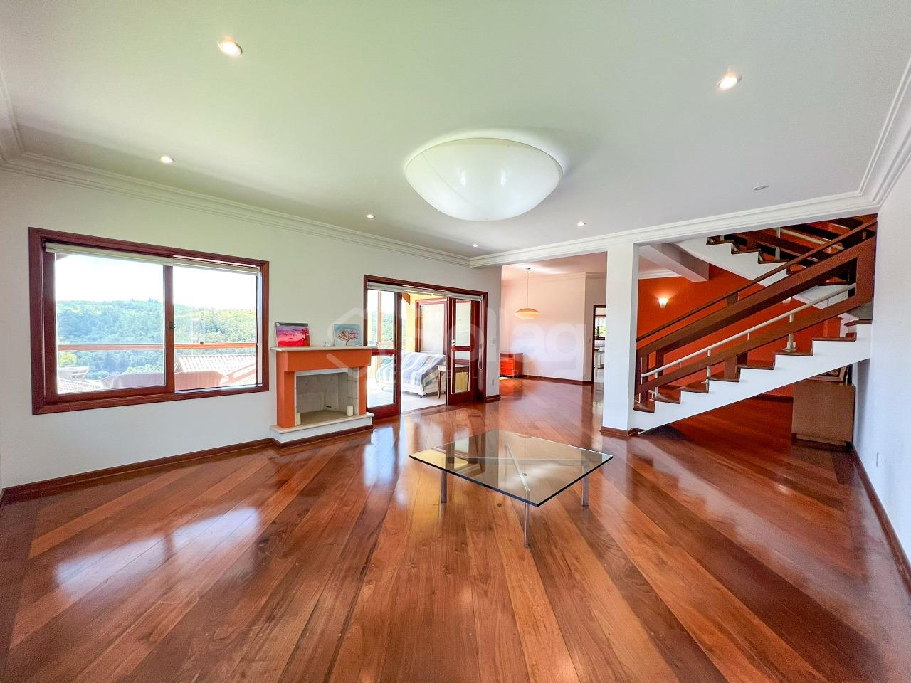 Casa em condomínio à venda no Condomínio Chácaras do Lago: 