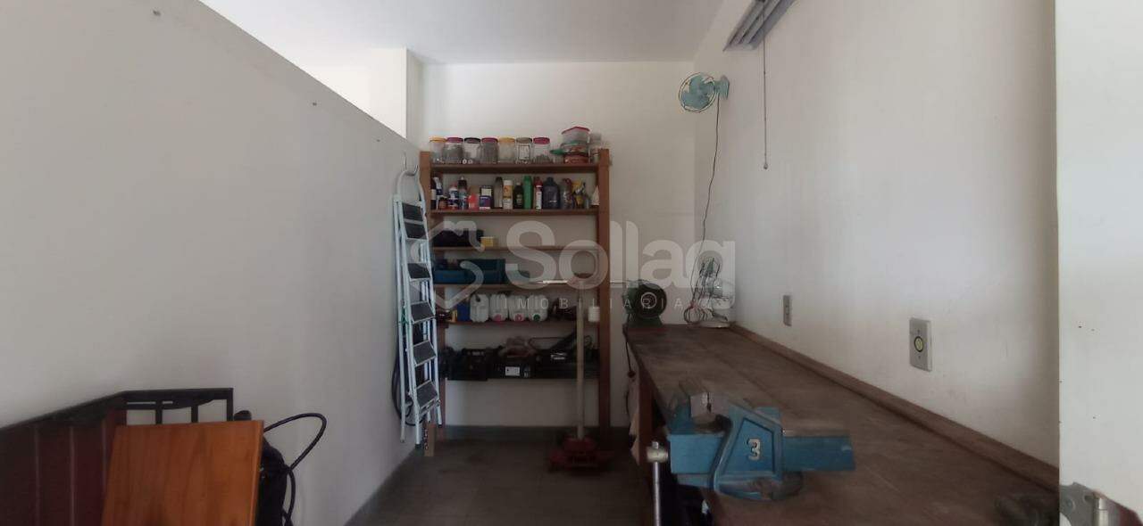 Casa em condomínio à venda no Condomínio Estância Marambaia: 