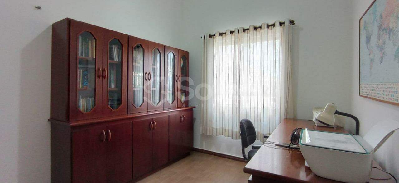Casa em condomínio à venda no Condomínio Estância Marambaia:
