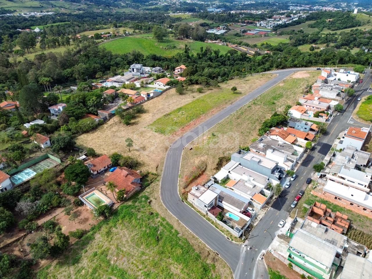 terreno à venda no Pinheirinho: 