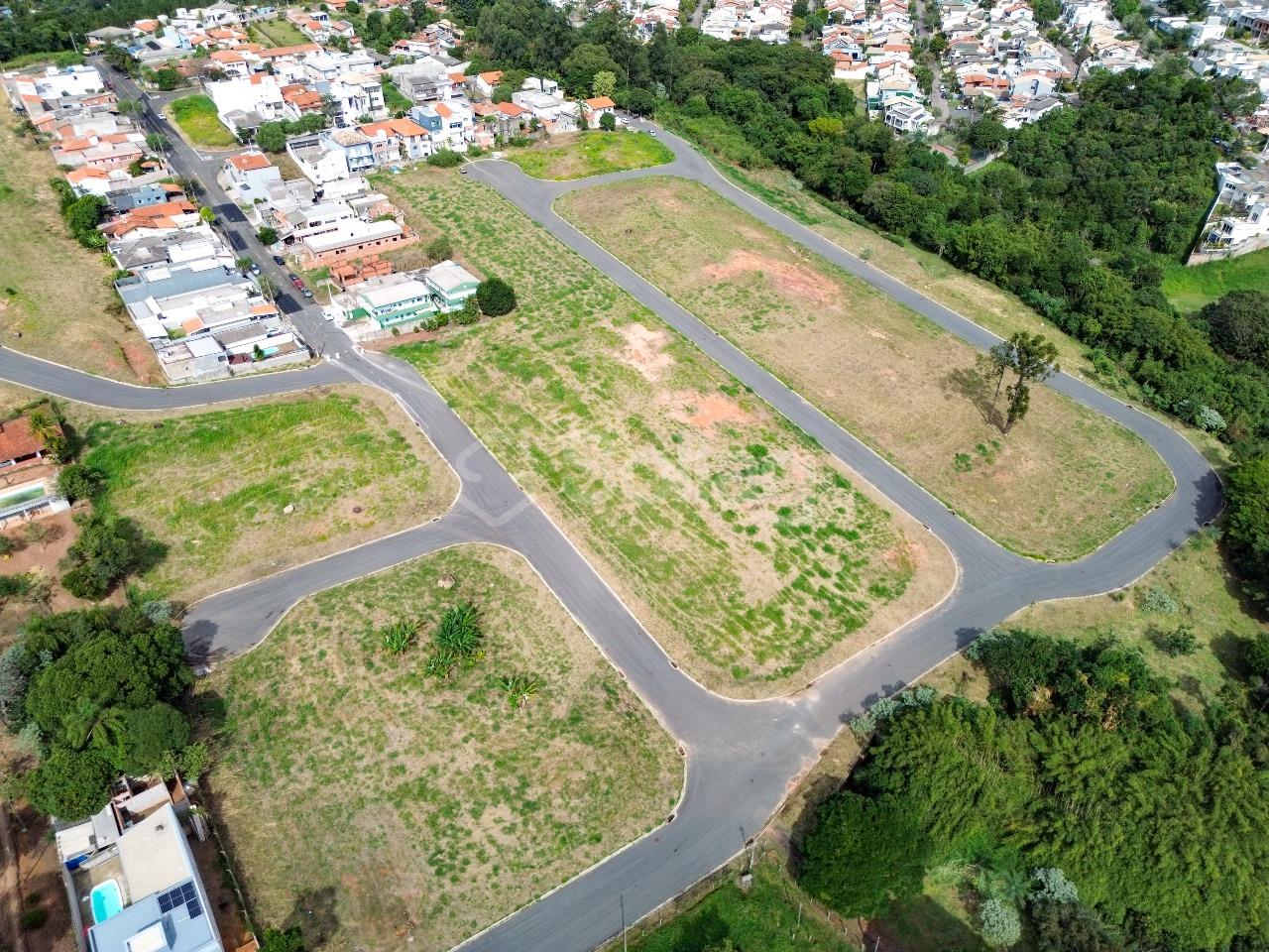 terreno à venda no Pinheirinho: 