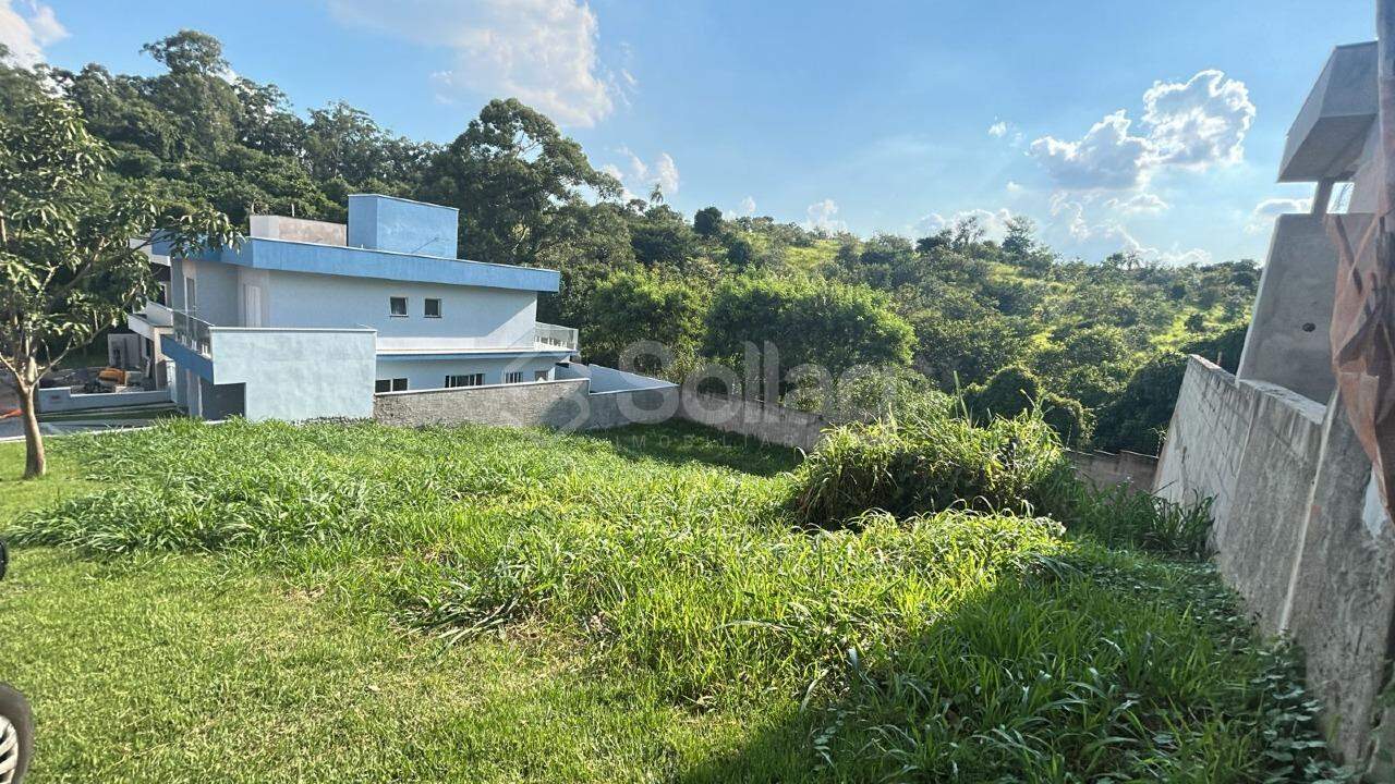 Terreno em condomínio à venda no Residencial Bosque da Mata: