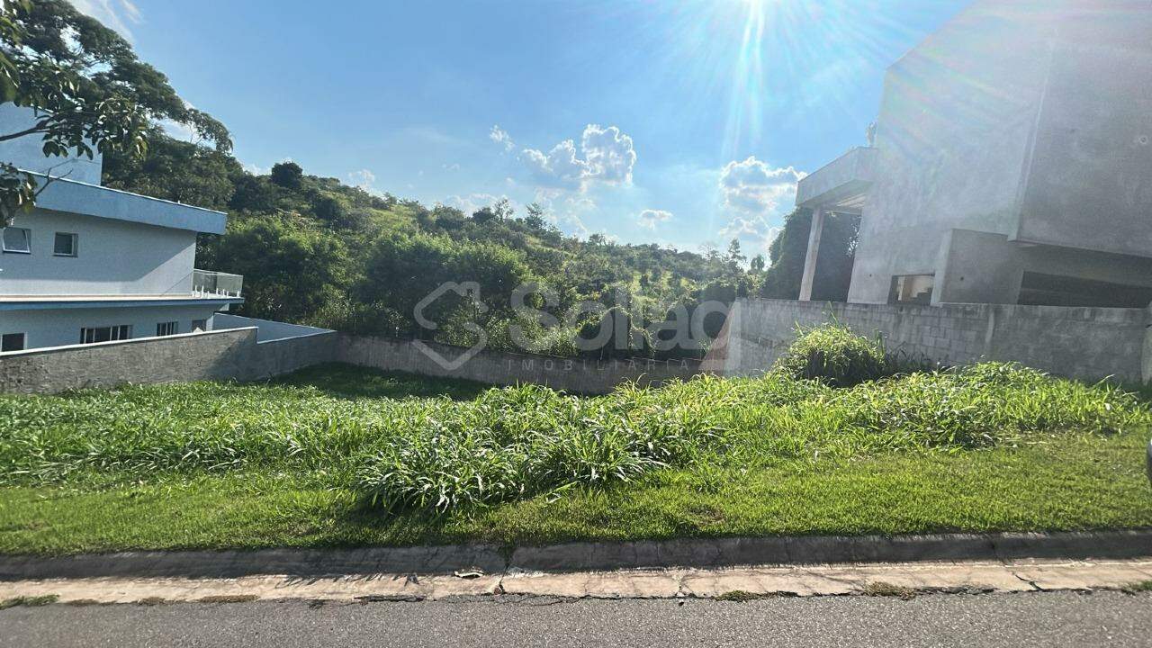 Terreno em condomínio à venda no Residencial Bosque da Mata:
