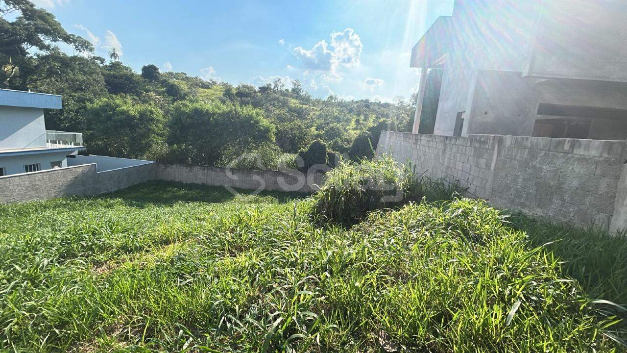 Terreno em condomínio à venda no Residencial Bosque da Mata: