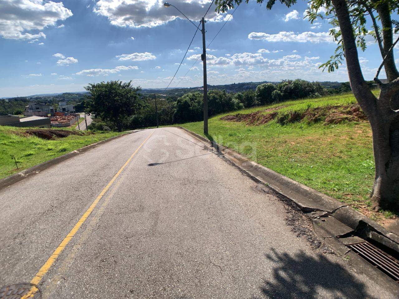 Terreno em condomínio à venda no Condomínio Reserva Santa Isabel 2: 