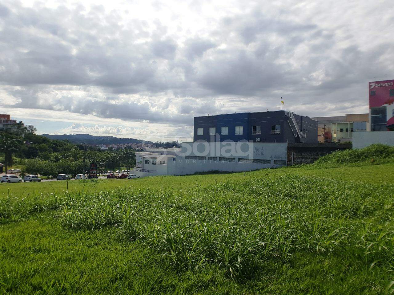 terreno à venda no Centro: 