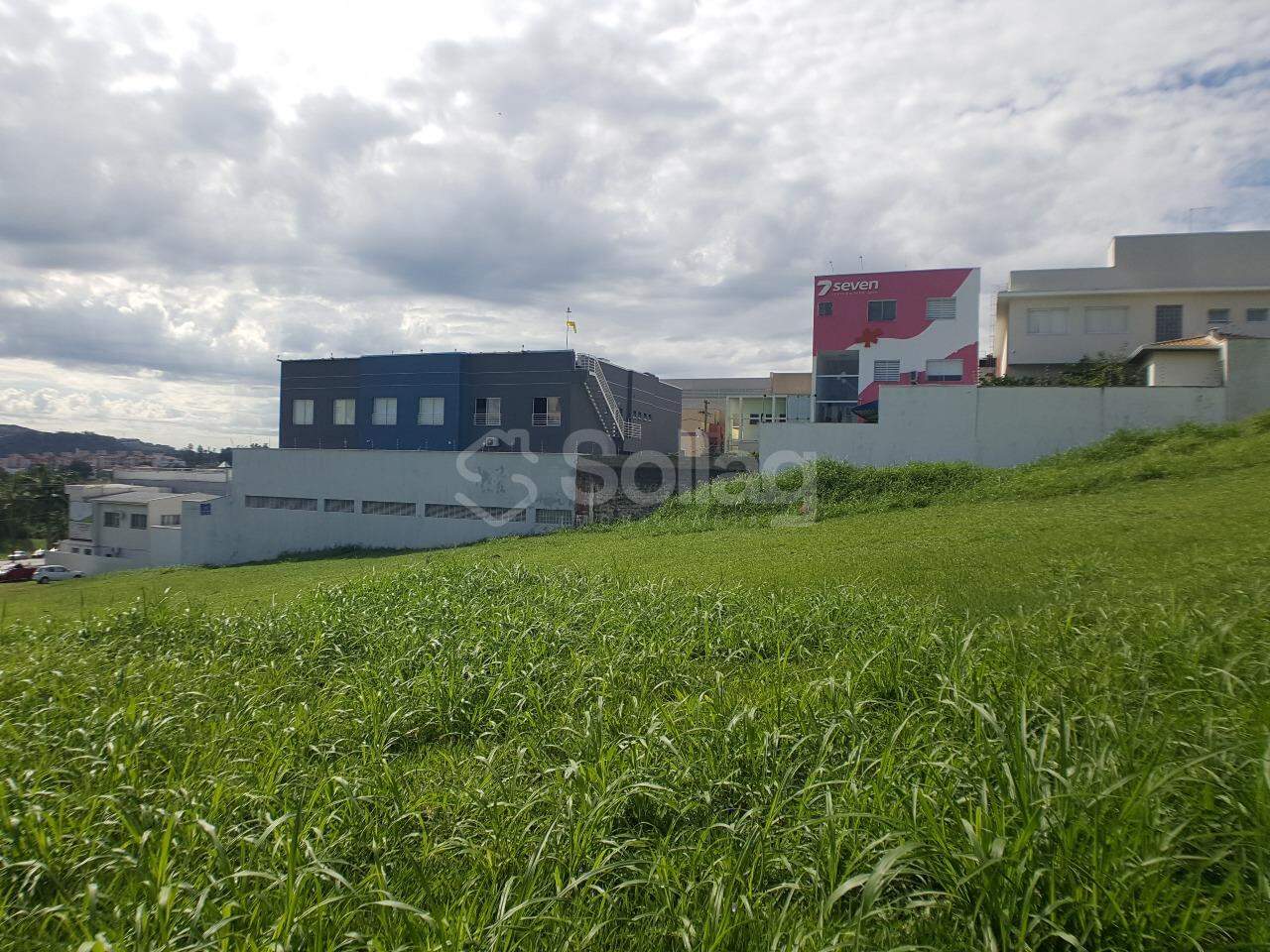 terreno à venda no Centro: