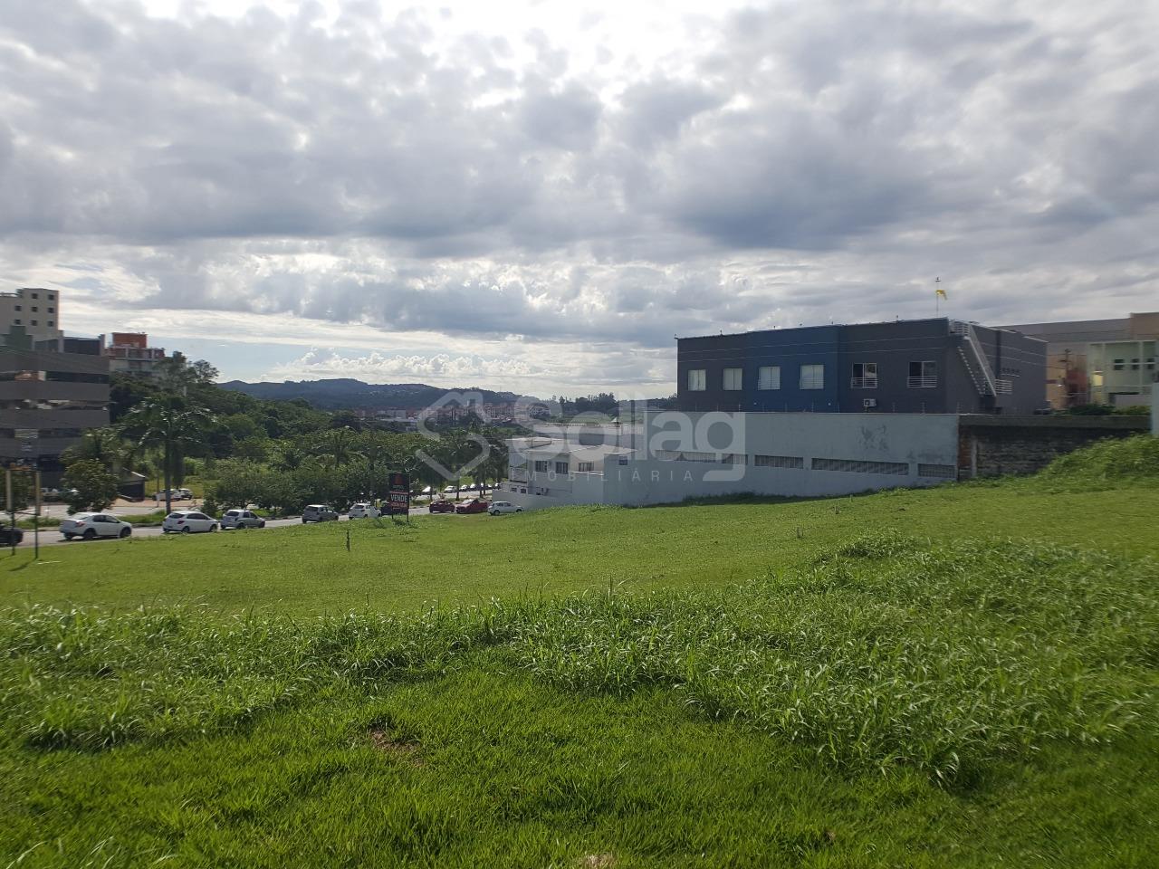 terreno à venda no Centro: 