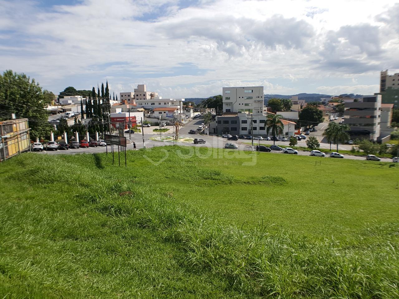 terreno à venda no Centro: 