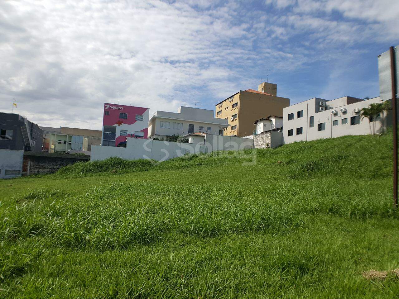 terreno à venda no Centro: