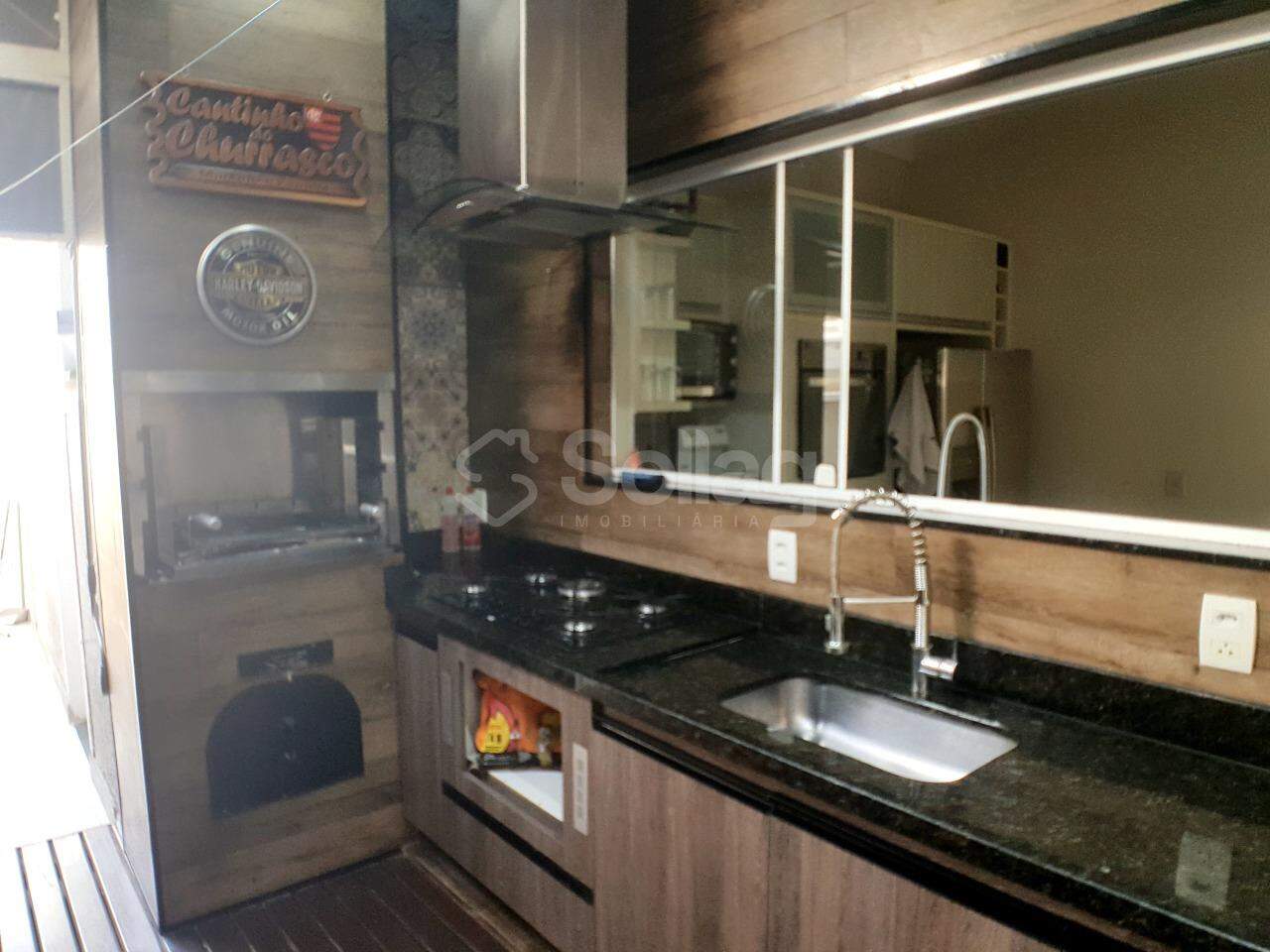 Casa em condomínio à venda no Condomínio Jardim das Palmeiras: 