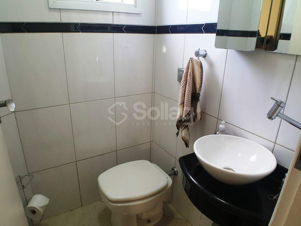 Casa em condomínio à venda no Condomínio Jardim das Palmeiras: 