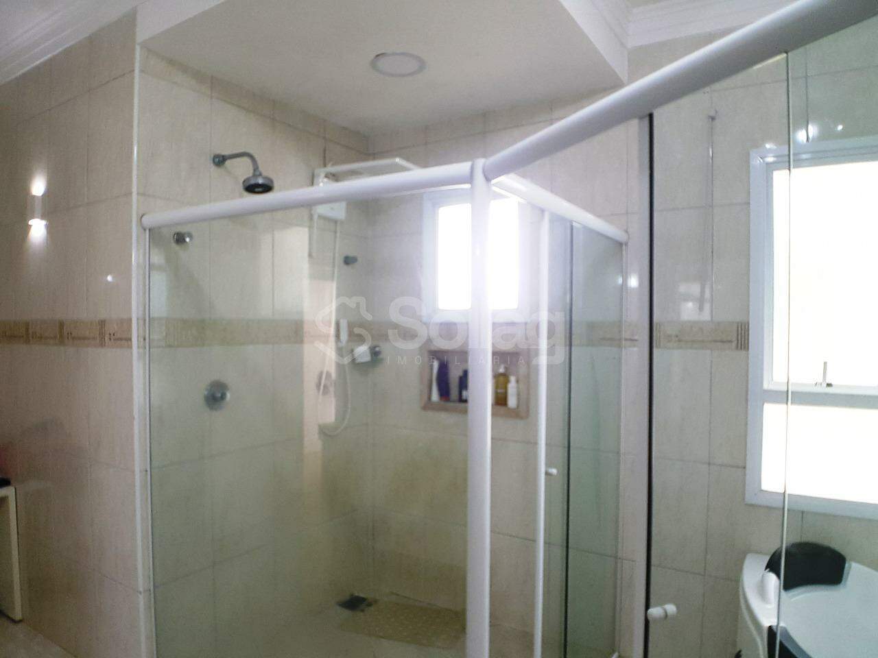 Casa em condomínio à venda no Condomínio Jardim das Palmeiras: 