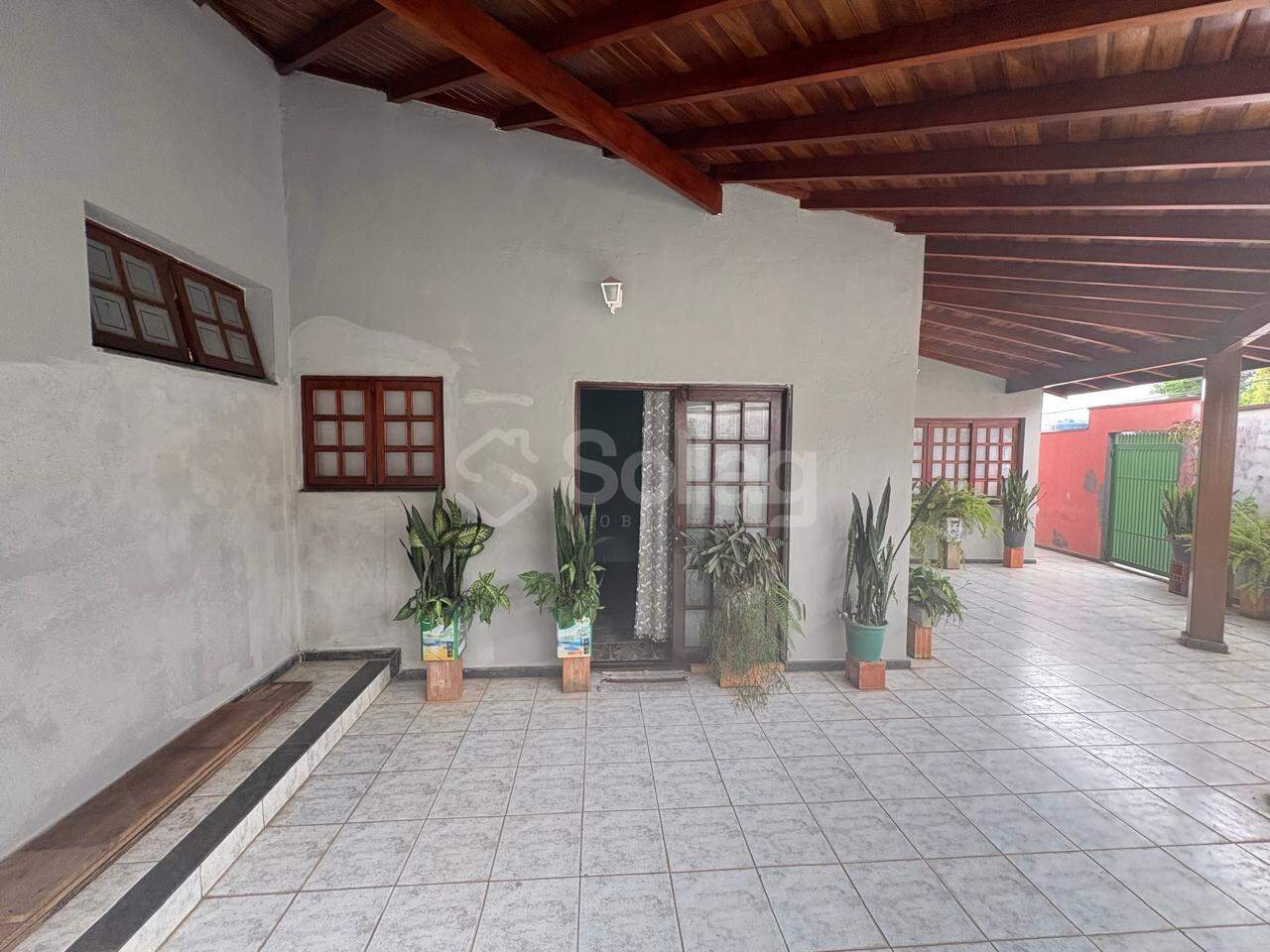 Casa à venda no Capela: