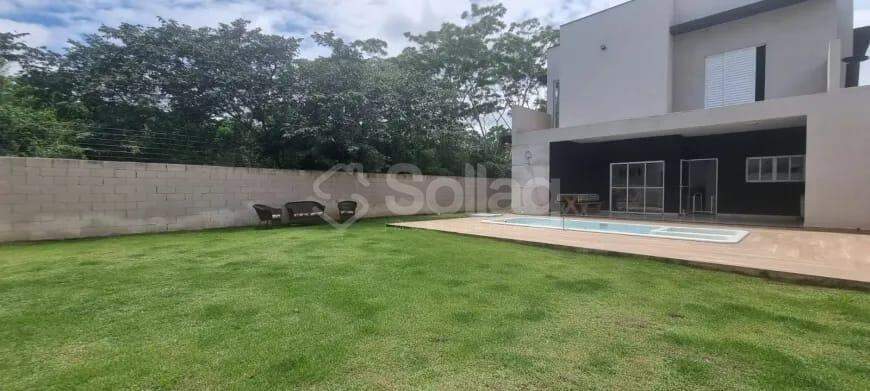 Casa em condomínio à venda no Condomínio Villa D Oro: 