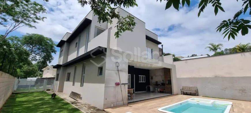 Casa em condomínio à venda no Condomínio Villa D Oro: 