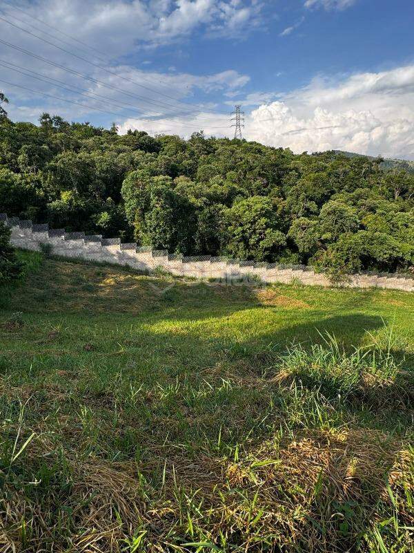 Terreno em condomínio à venda no Condomínio Campo de Toscana: