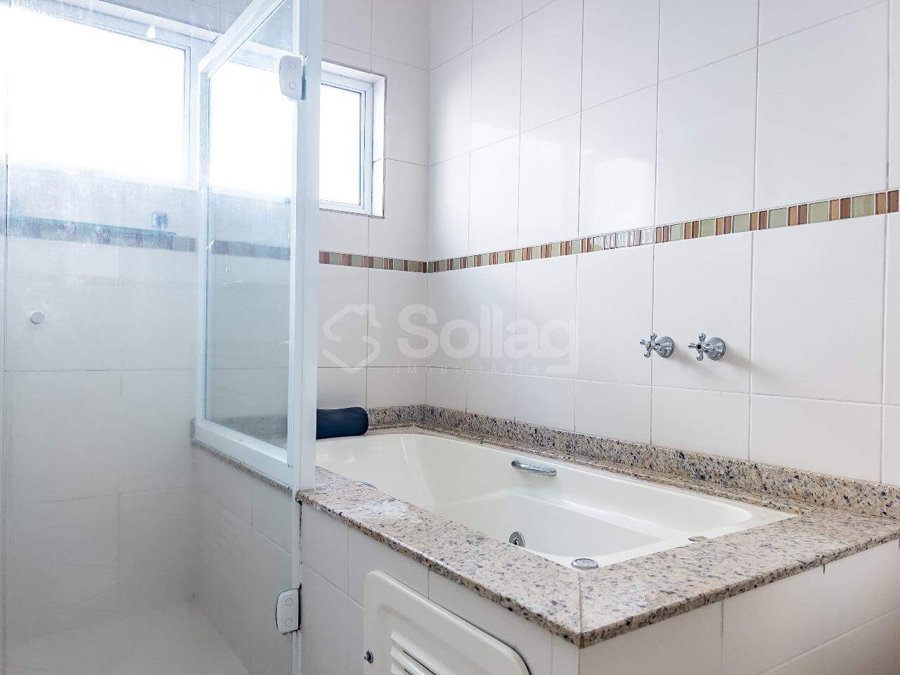 Casa em condomínio à venda no Condomínio Terras de São Francisco: 