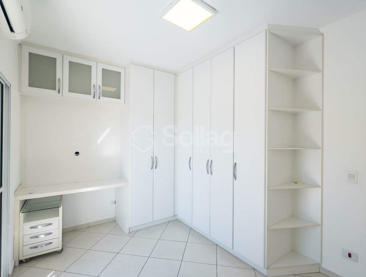 Casa em condomínio à venda no Condomínio Terras de São Francisco: 