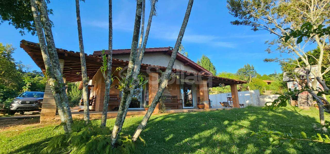 Casa em condomínio à venda no Condomínio Vale da Santa Fé: 