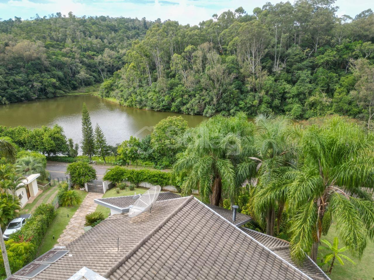Casa em condomínio à venda no Condomínio Chácaras do Lago:
