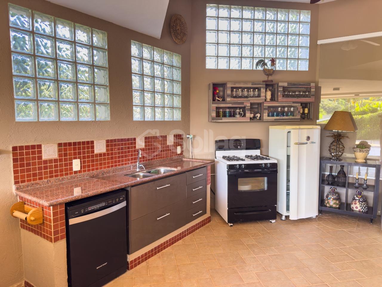 Casa em condomínio à venda no Condomínio Chácaras do Lago: