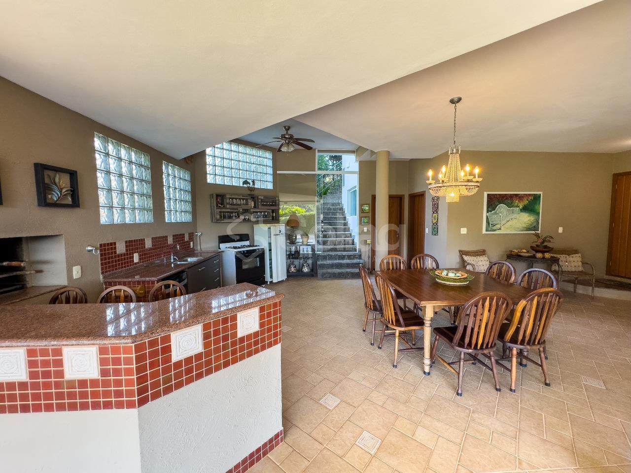 Casa em condomínio à venda no Condomínio Chácaras do Lago: